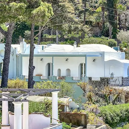 Dentecala 4 Holiday home Capri
