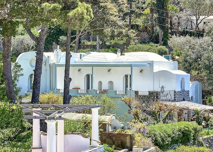 Dentecala 4 Holiday home Capri