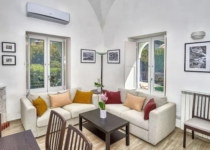 Dentecala 4 Holiday home Capri